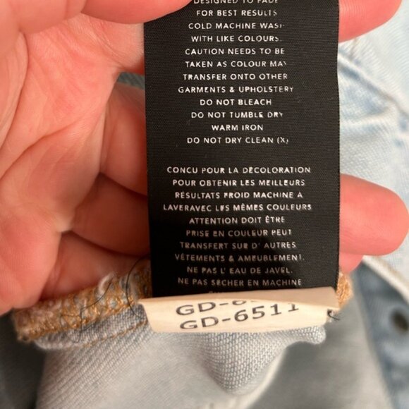 Women’s Denim Jean Jacket Distressed Light blue wash Oversized Size Small NWT - Picture 13 of 15